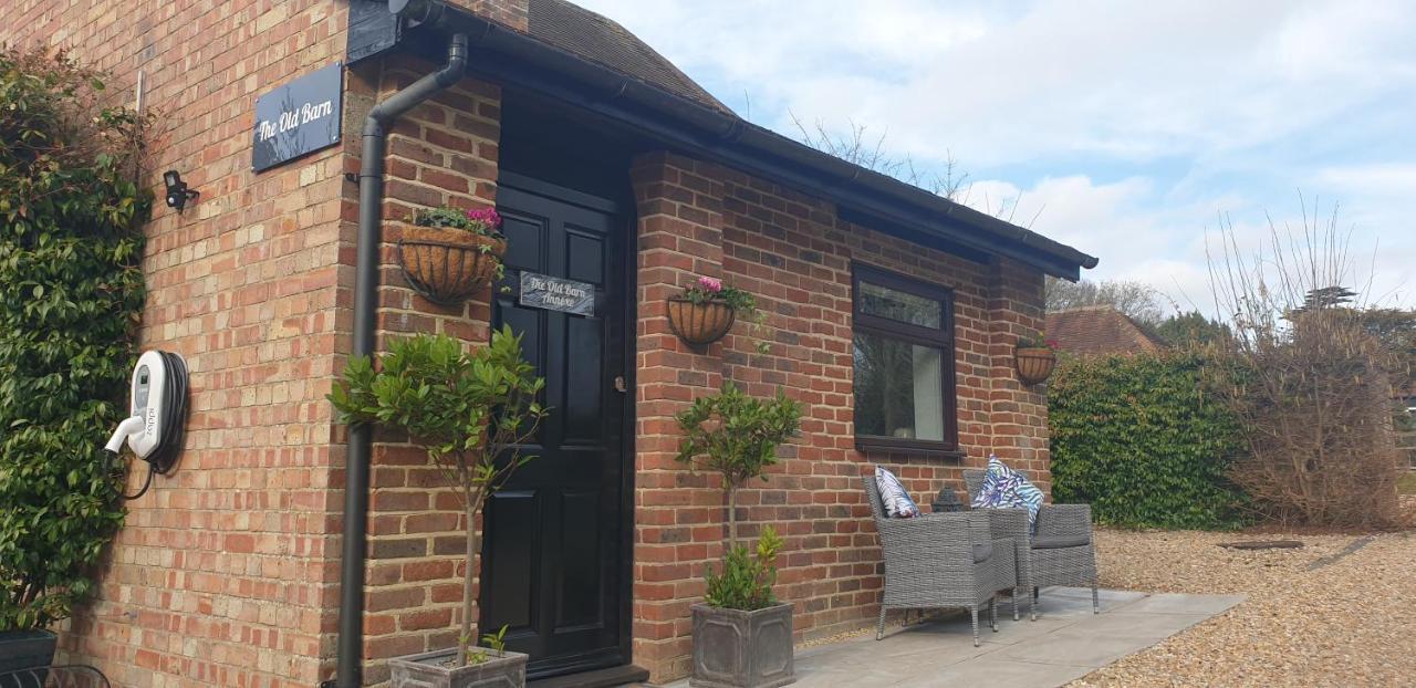 The Old Barn Annexe, Cosy Stay, Close Drive To City, Beach, South Downs & Goodwood Чичестер Экстерьер фото